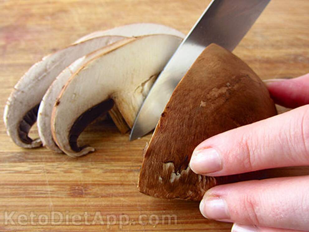 Easy LowCarb Mushroom Chips KetoDiet Blog