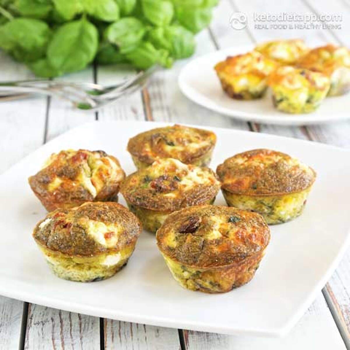 LowCarb Pesto Egg Muffins KetoDiet Blog