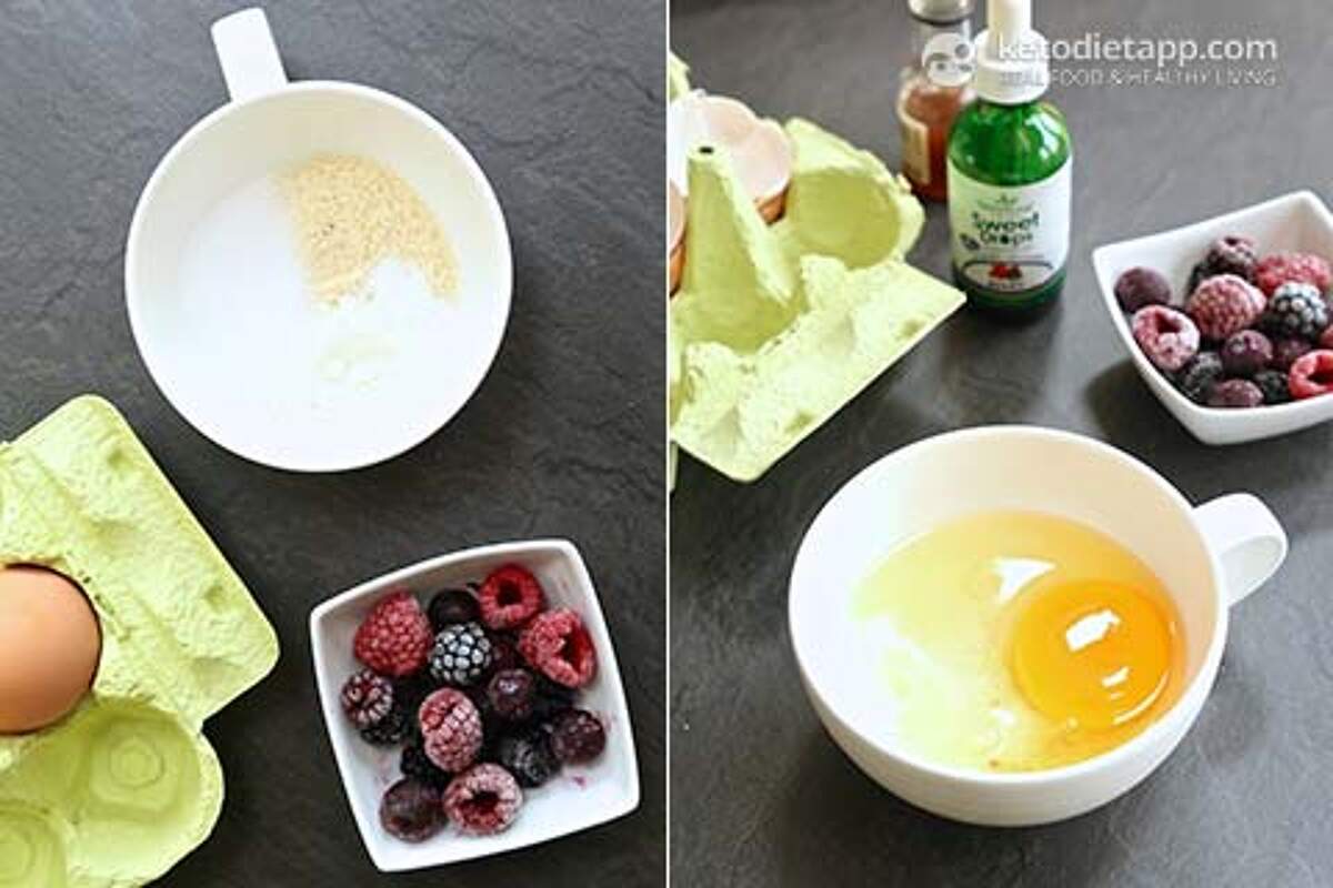 Keto Berry Mug Cake KetoDiet Blog