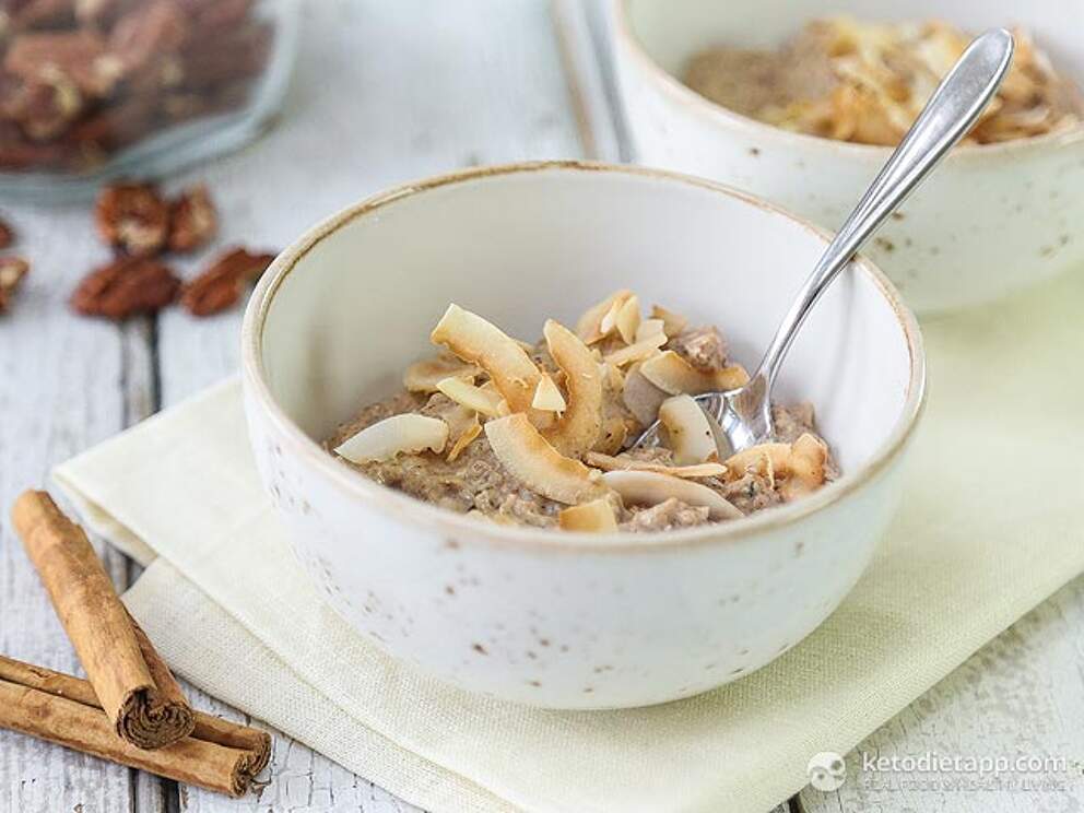 LowCarb Cinnamon & Pecan Keto Porridge KetoDiet Blog