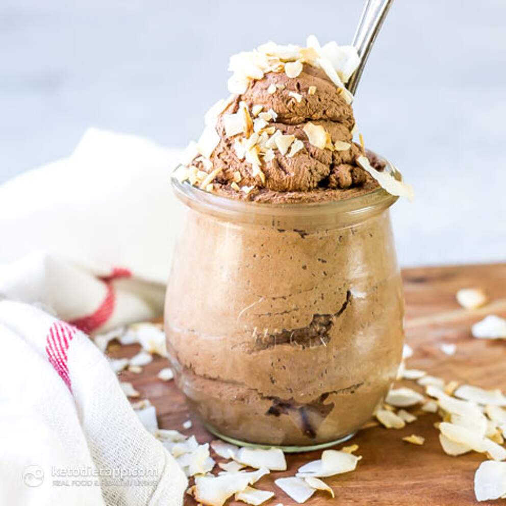 5Minute Keto Chocolate Mousse KetoDiet Blog