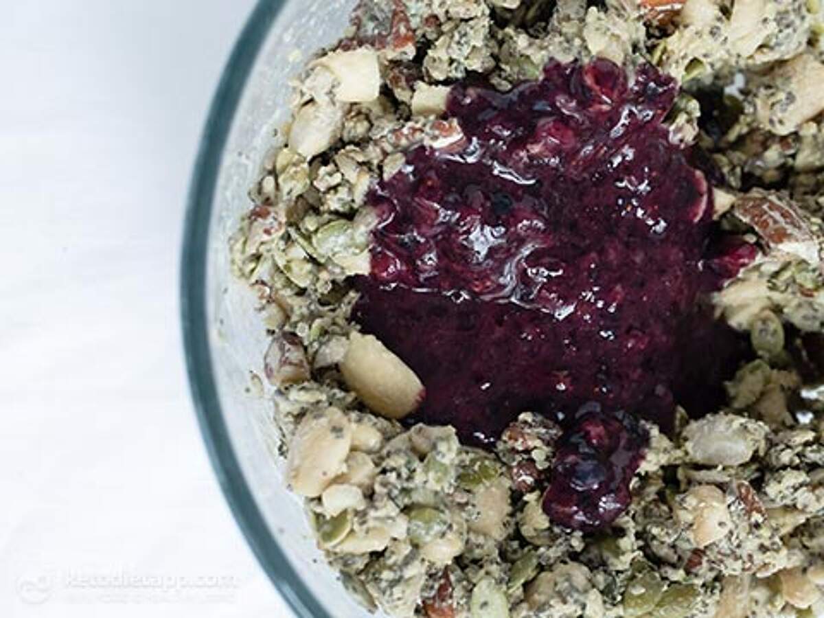 LowCarb Blueberry Chia Crisp KetoDiet Blog
