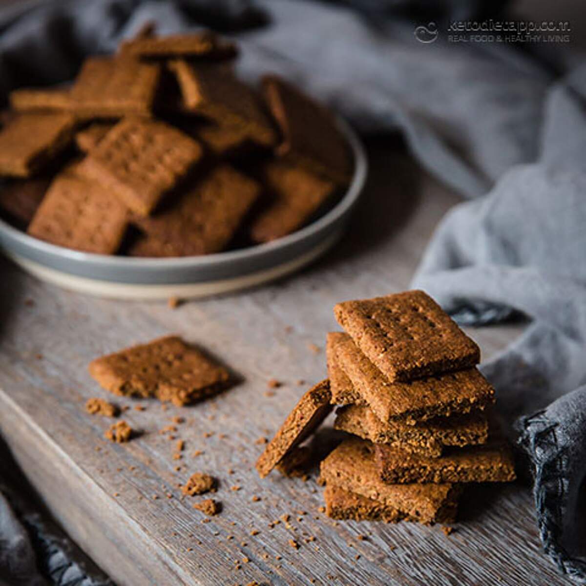 Homemade LowCarb Graham Crackers KetoDiet Blog