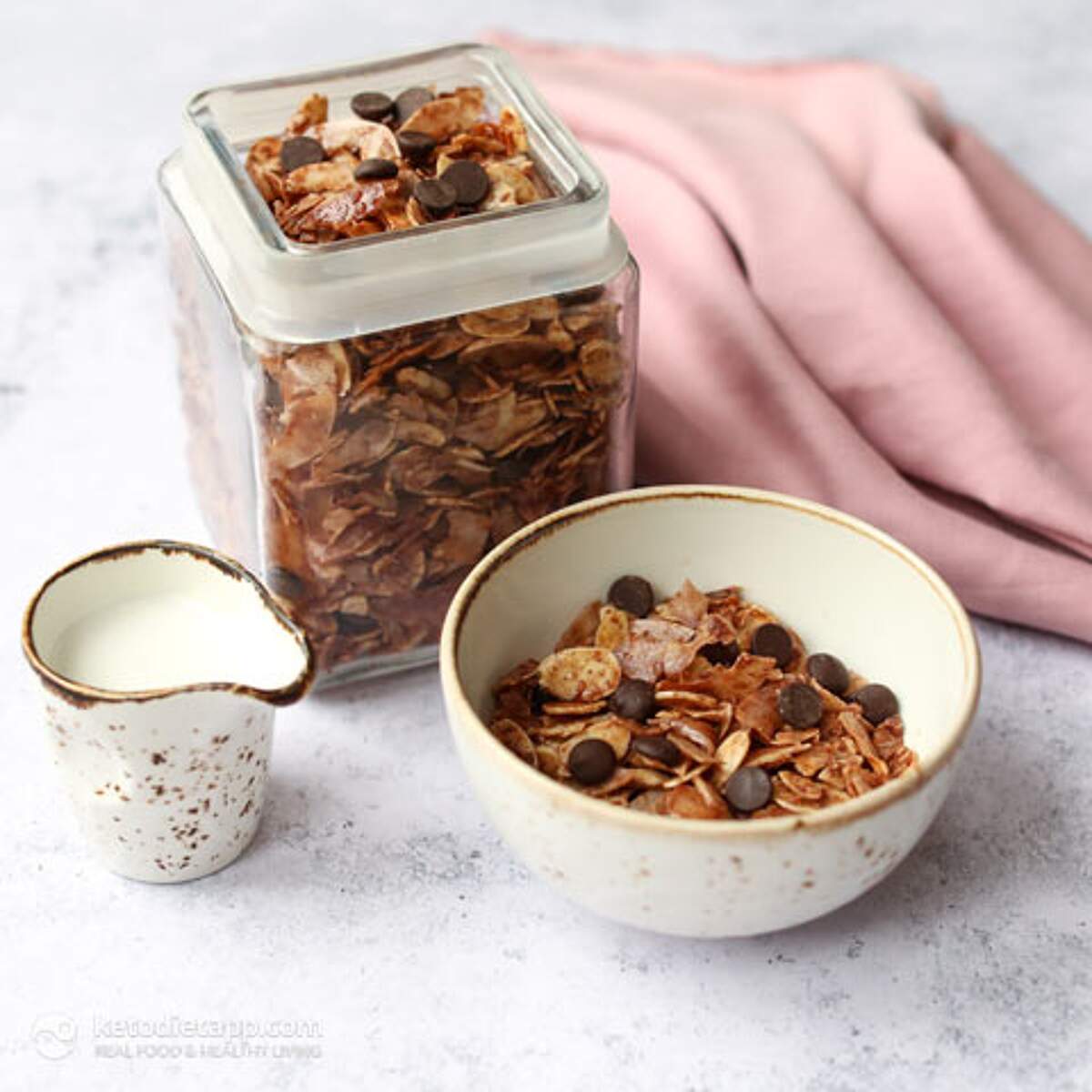 5 Ingredient Keto Chocolate Cereal KetoDiet Blog