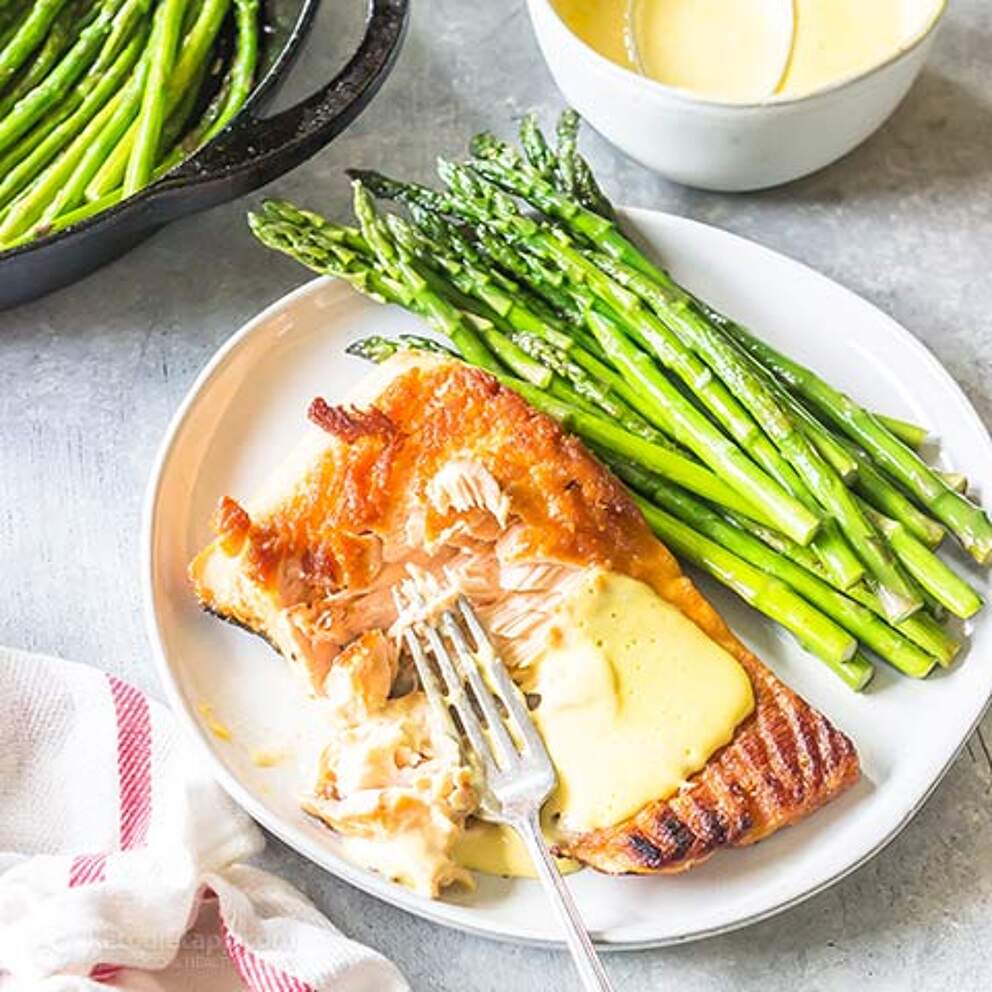 Salmon with Asparagus & Quick Blender Hollandaise KetoDiet Blog