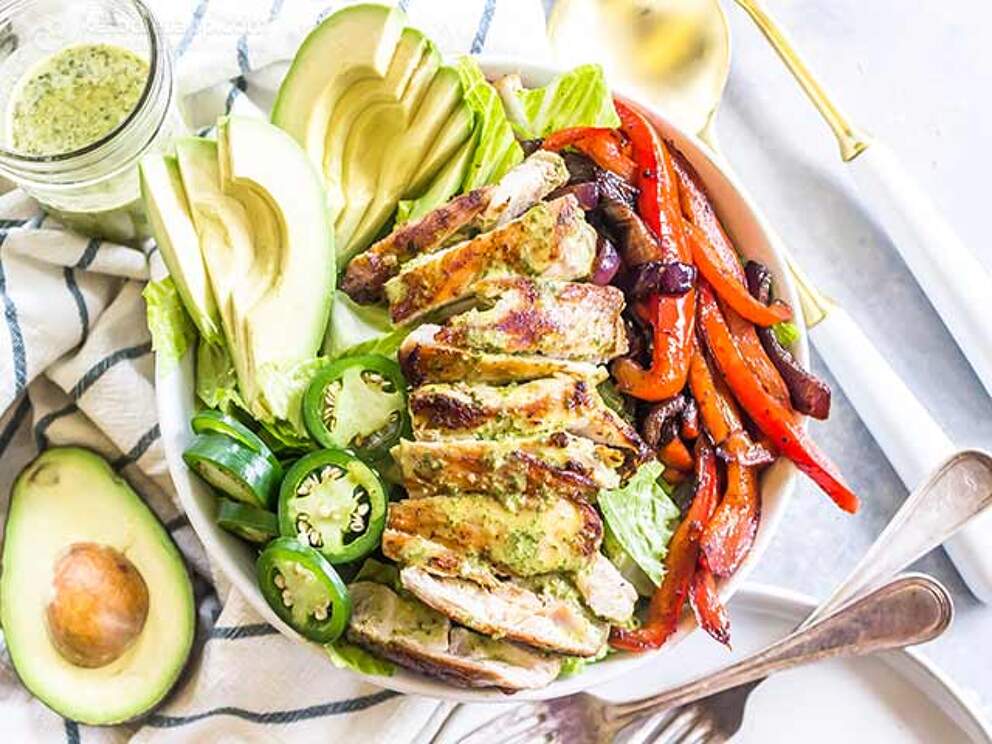 LowCarb Chicken Fajita Salad KetoDiet Blog