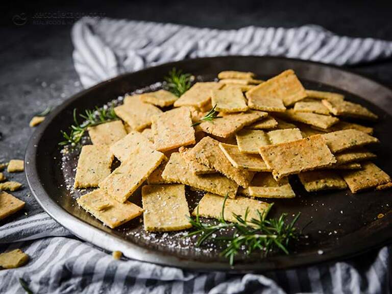 Rosemary & Parmesan Keto Crackers KetoDiet Blog