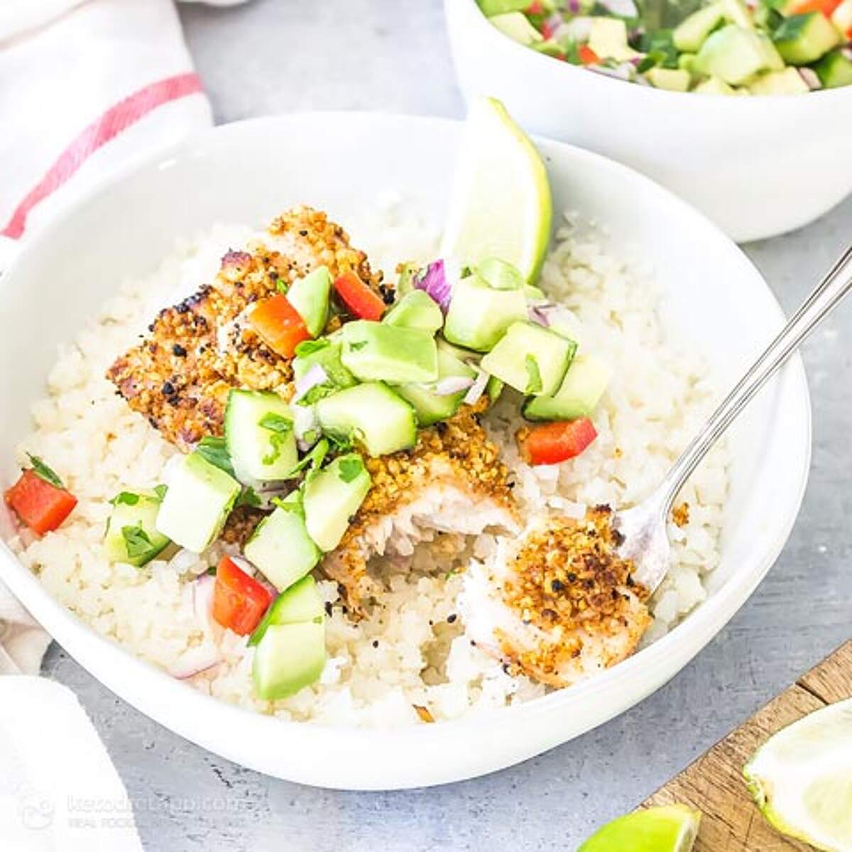 LowCarb Macadamia Crusted Mahi Mahi Bowls KetoDiet Blog