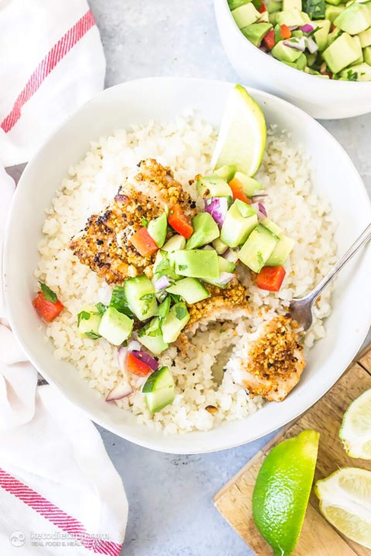 LowCarb Macadamia Crusted Mahi Mahi Bowls KetoDiet Blog