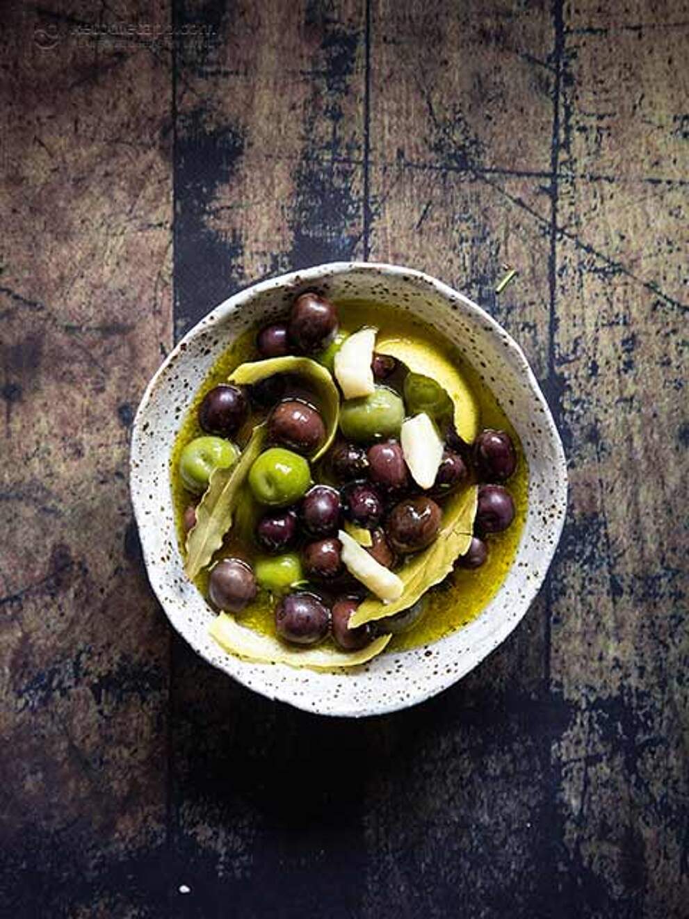 Easy Mediterranean Marinated Olives KetoDiet Blog