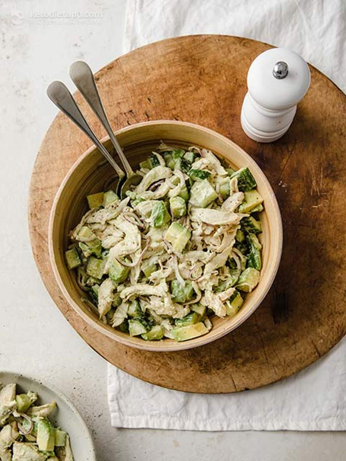 Chicken and Avocado Salad Bowl KetoDiet Blog