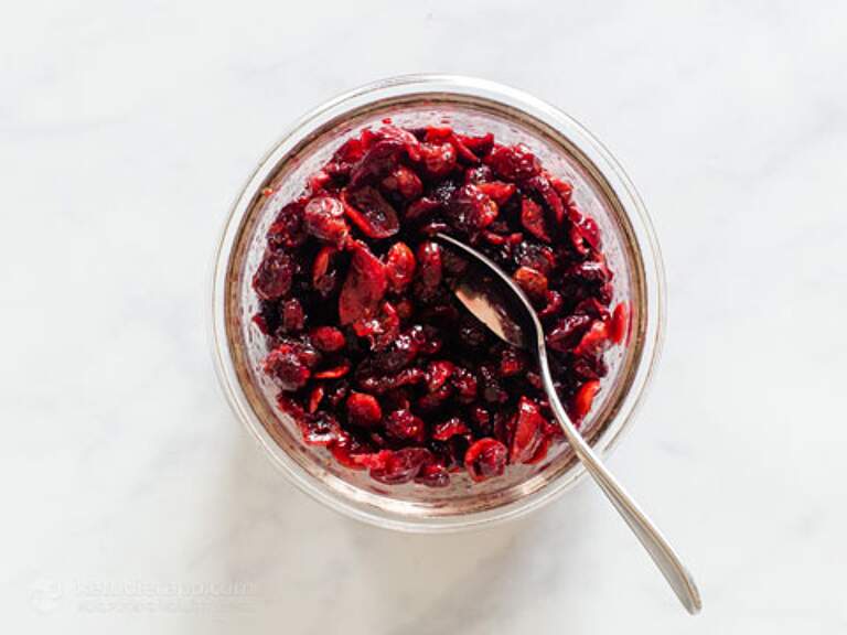 No Churn Keto Rum & Raisin Ice Cream KetoDiet Blog