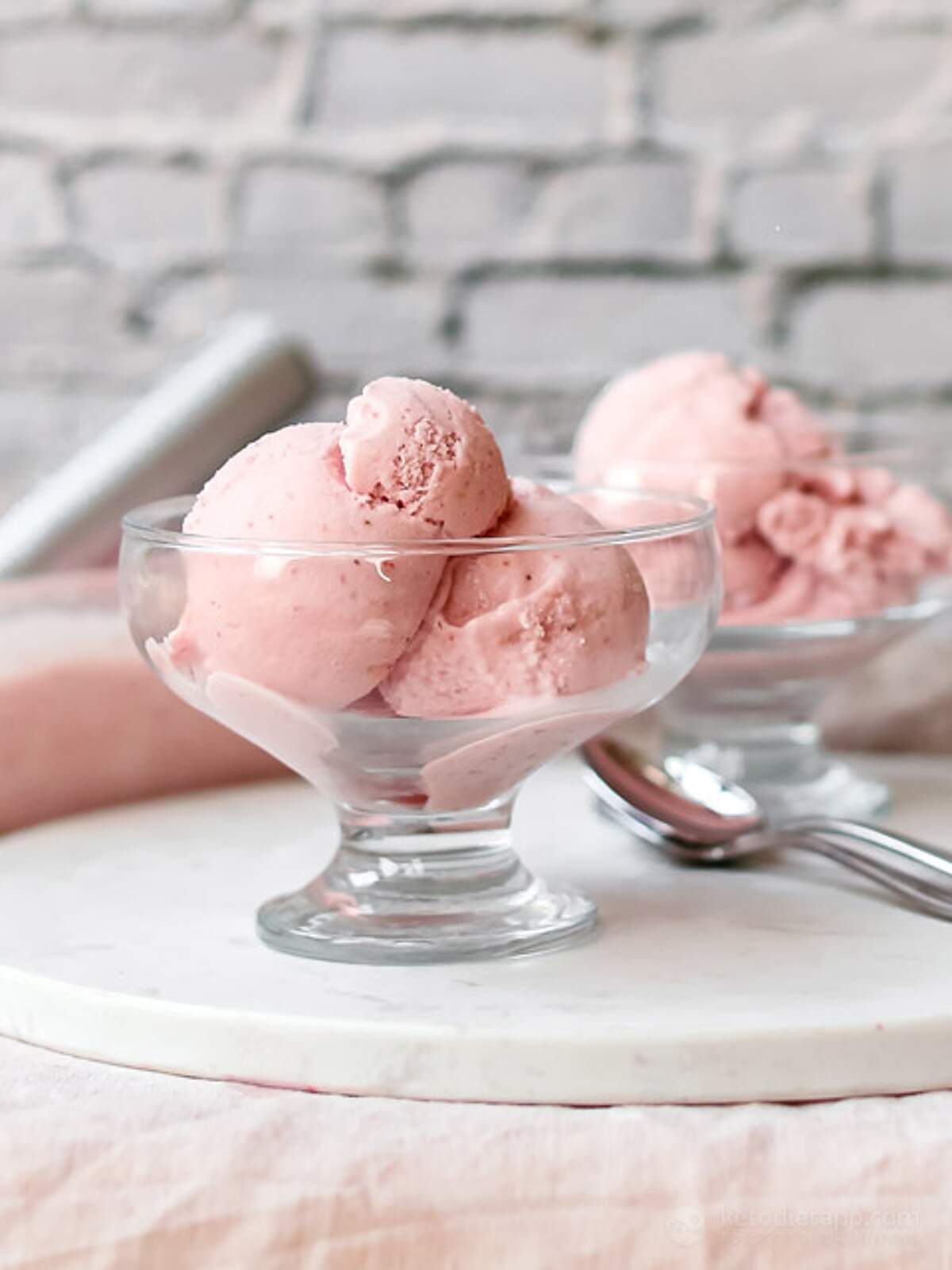 DairyFree Keto Strawberry & Lemon Ice Cream KetoDiet Blog