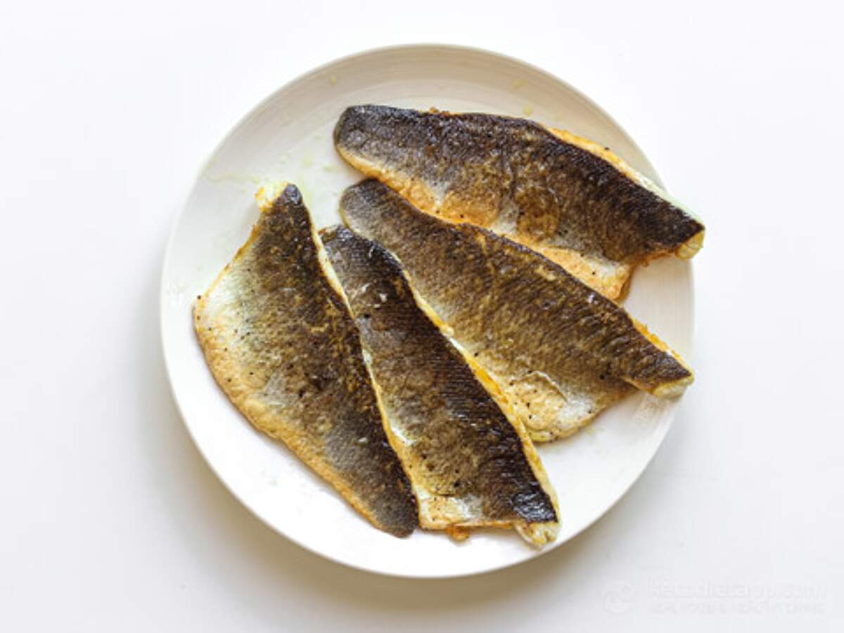 Keto Tuscan Sea Bass with Creamy Spinach KetoDiet Blog