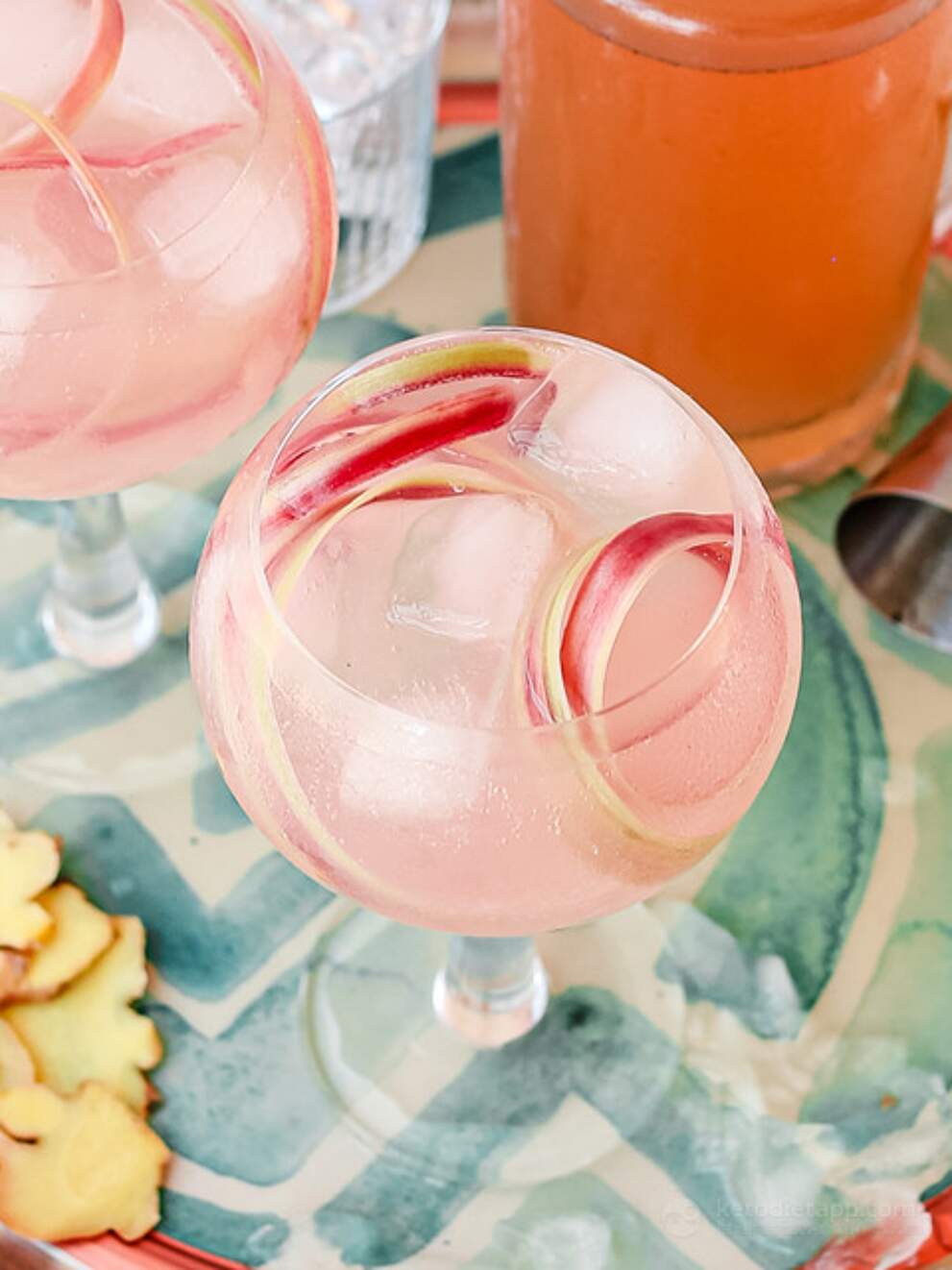 LowCarb Pink Rhubarb Gin KetoDiet Blog