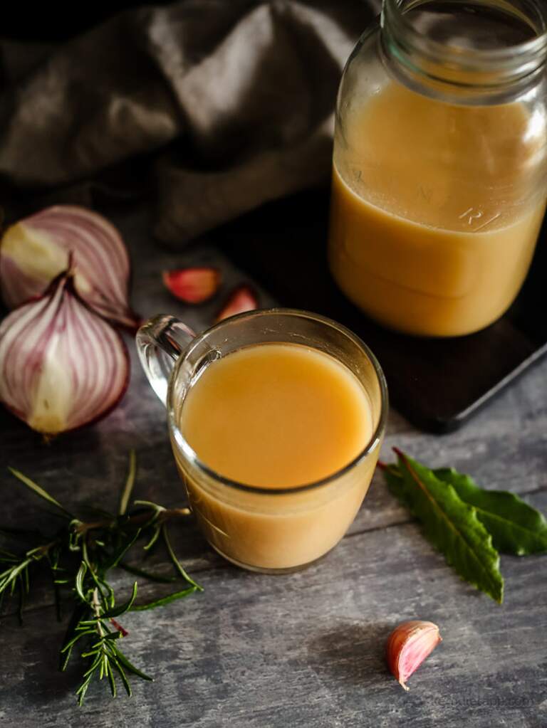 How To Make Chicken Stock and Bone Broth KetoDiet Blog