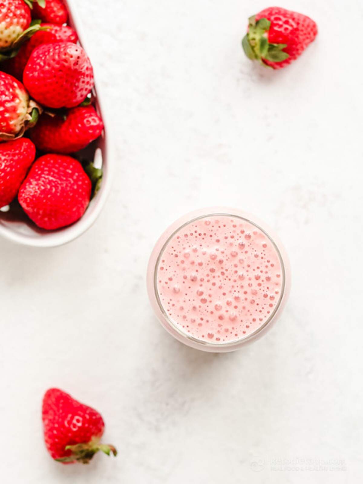 Strawberry & Cream Protein Smoothie KetoDiet Blog