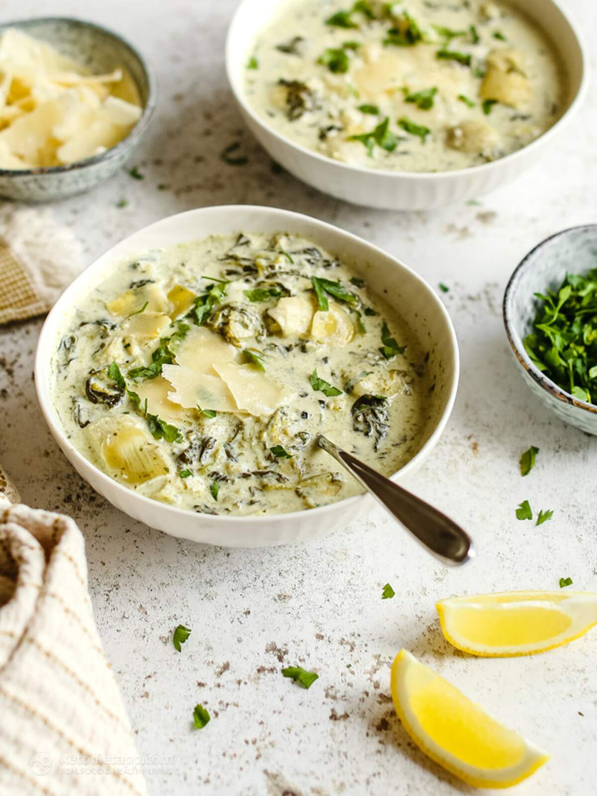 Creamy LowCarb Spinach & Artichoke Soup KetoDiet Blog