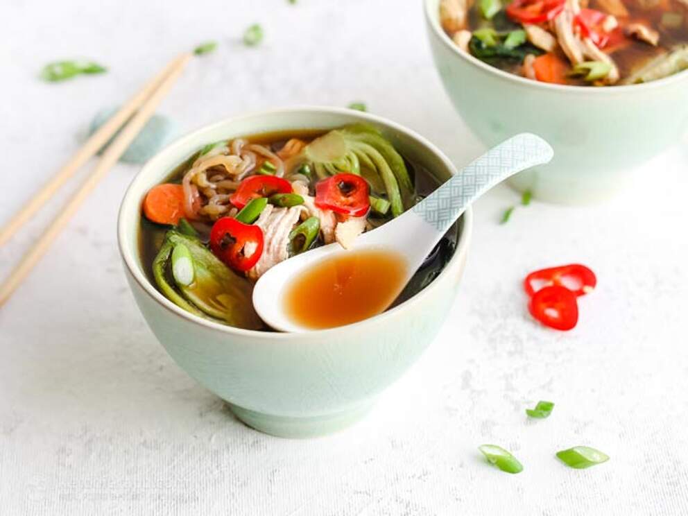 Low-Carb Chinese Chicken Noodle Soup | KetoDiet Blog