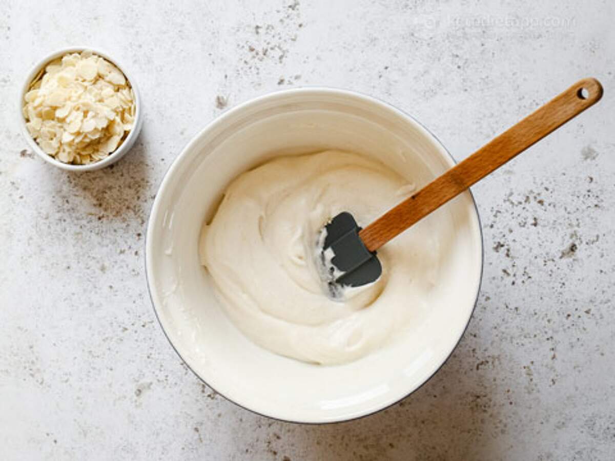 Chewy Low-Carb Almond Cookies | KetoDiet Blog