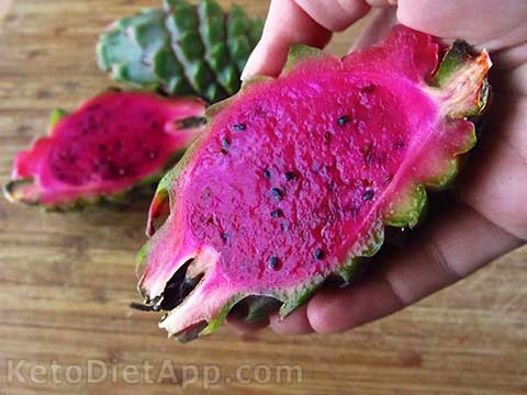 Tropical Pink Smoothie Low-Carb Tropical Pink Smoothie