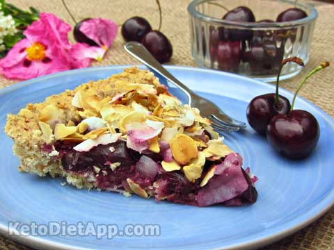 Dark Cherry Crunch Pie Low-Carb Dark Cherry Crunch Pie