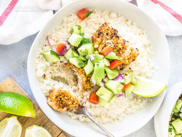 Low-Carb Macadamia Crusted Mahi Mahi Bowls