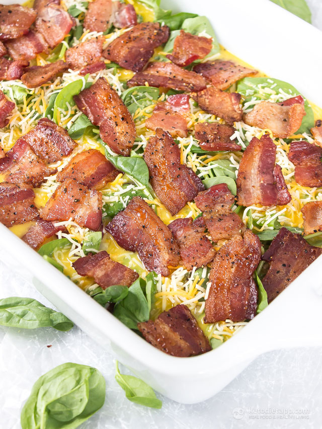 Keto Breakfast Casserole with Bacon & Eggs