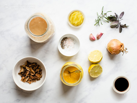 The Best Keto Gravy (low-carb, paleo, whole 30 The Best Keto Gravy