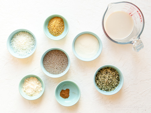 High-Protein Keto Oatmeal