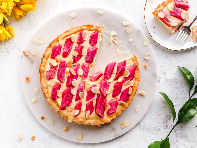 Low-Carb Rhubarb & Custard Tart