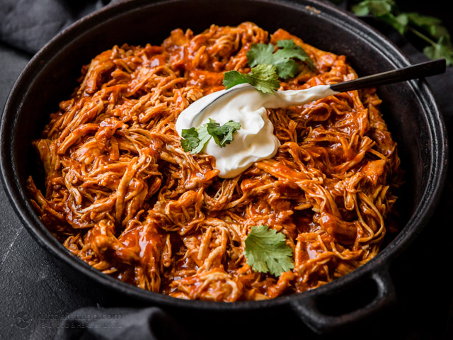 Low-Carb Sweet & Smoky Pulled Chicken