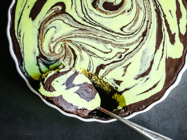 Keto Chocolate & Mint Cheesecake Mousse