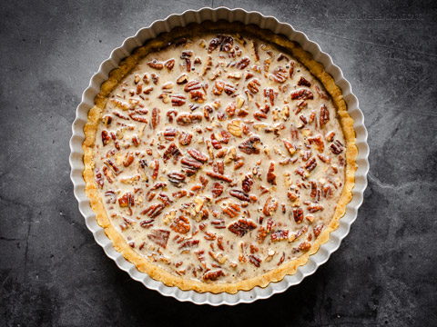 Low-Carb Rum Pecan Pie