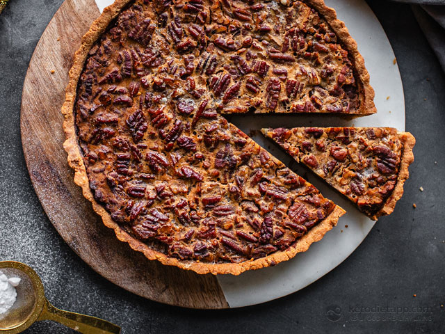 Boozy Keto Chocolate Mousse Bowls