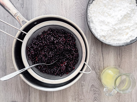 Sugar-Free Elderberry Cordial (Low-Carb Elderberry Syrup)